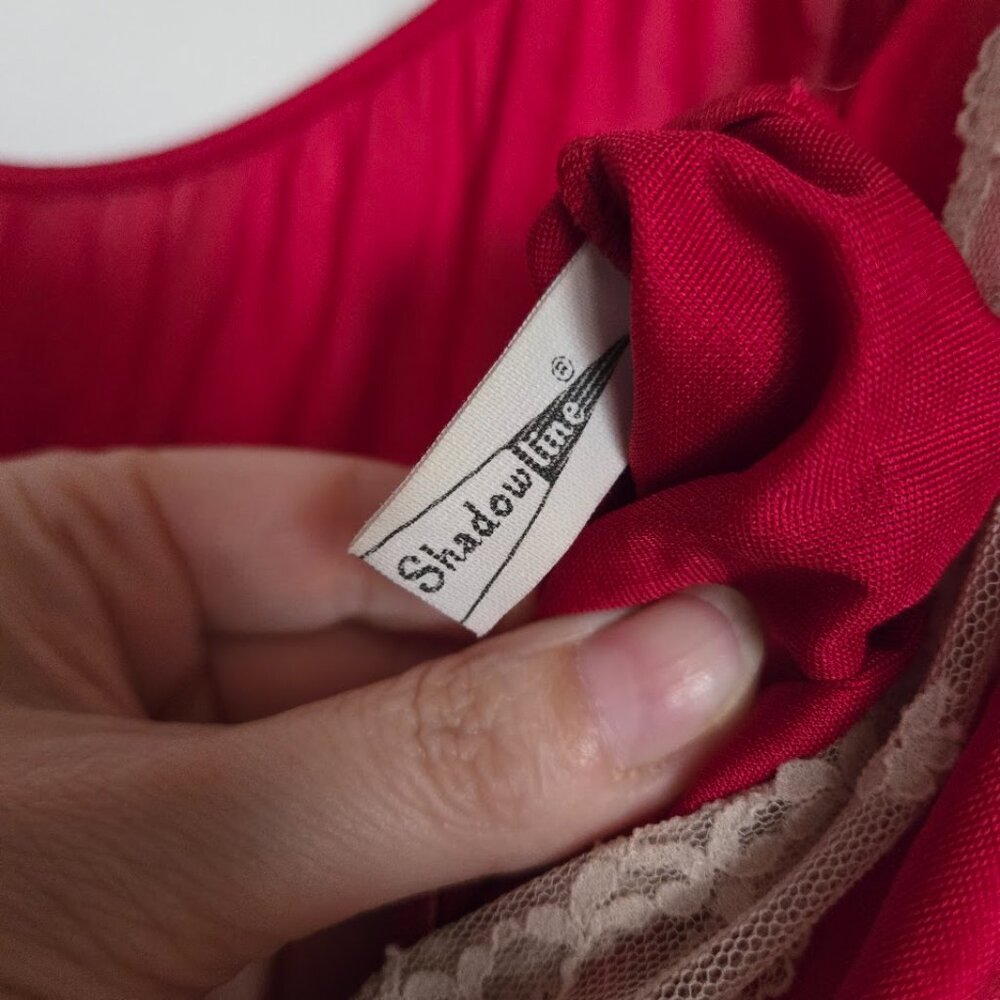 Vintage Shadowline Red Lace Nightgown | 70s 80s Nylon Valentine Lingerie | M - Picture 3 of 8